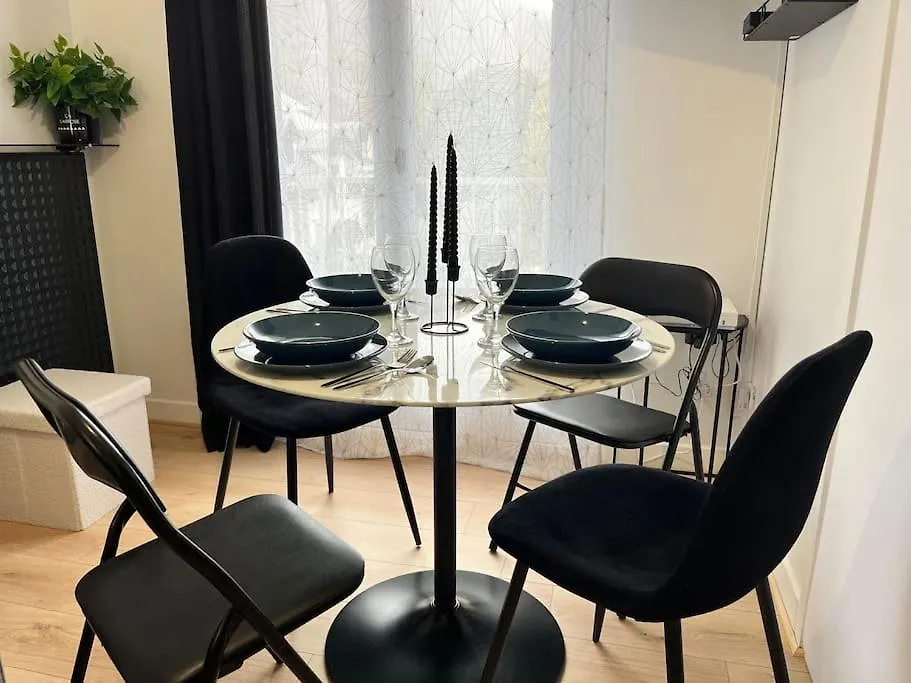 Central & Cosy Bagnères-de-Luchon Apartamento