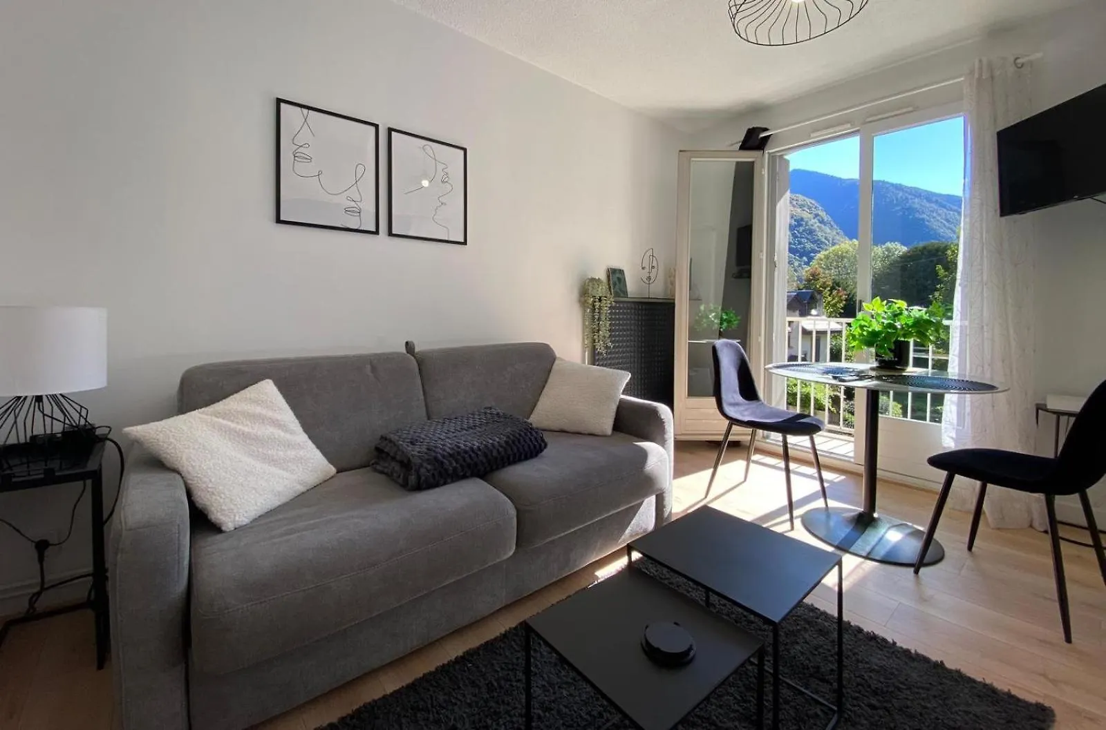 Central & Cosy Bagnères-de-Luchon